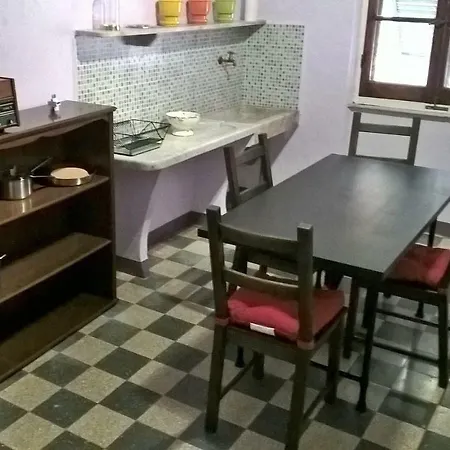 Casa Carcosa Hébergement de vacances La Spezia